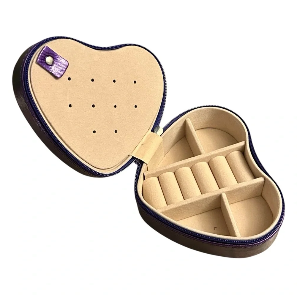 Stella & Max stylish compact